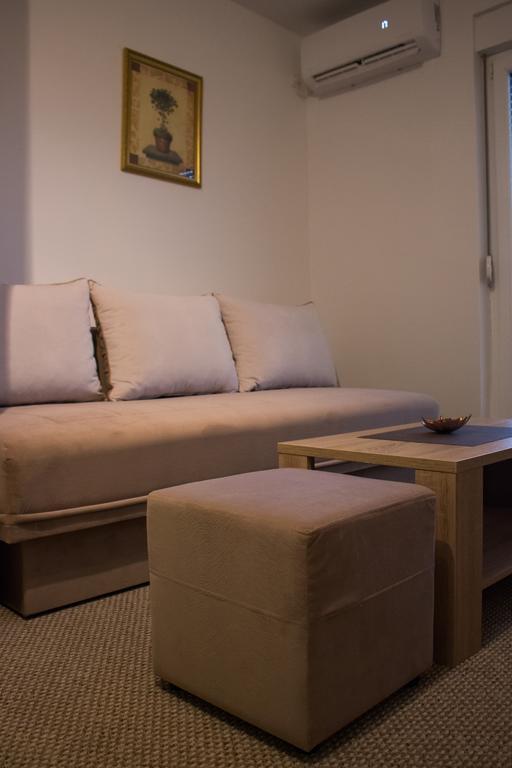 Motel Aura Gnojnice Room photo